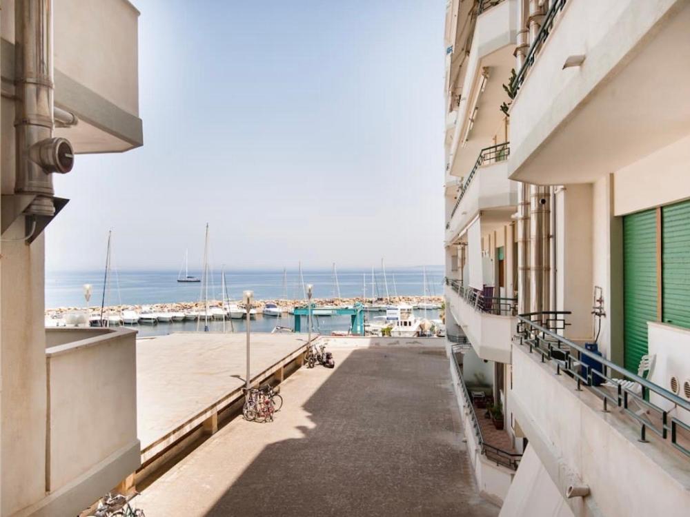 Residenza Le Fontanelle Apartment กัลลีโปลี ภายนอก รูปภาพ